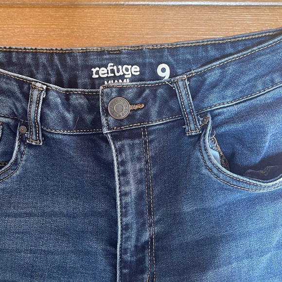 Refuge Blue Skinny Jeans with Classic Indigo Wash - Picture 2 of 3